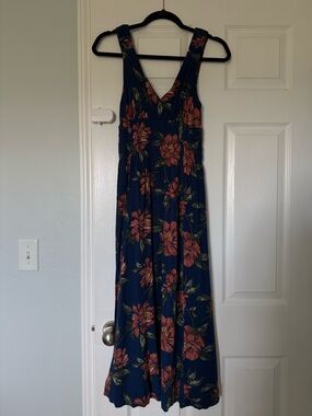 Abercrombie & Fitch Navy Floral V-Neck Maxi Dress